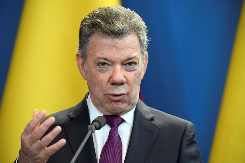 En su visita a Hungría, Santos se entrevistó con su homólogo magiar, János Áder, así como con el primer ministro, Viktor Orbán, antes de continuar viaje hacia Italia.