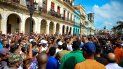Miles de manifestantes exigen libertad en las calles de La Habana durante el estallido social. Miles de manifestantes exigen libertad en las calles de La Habana durante el estallido social.