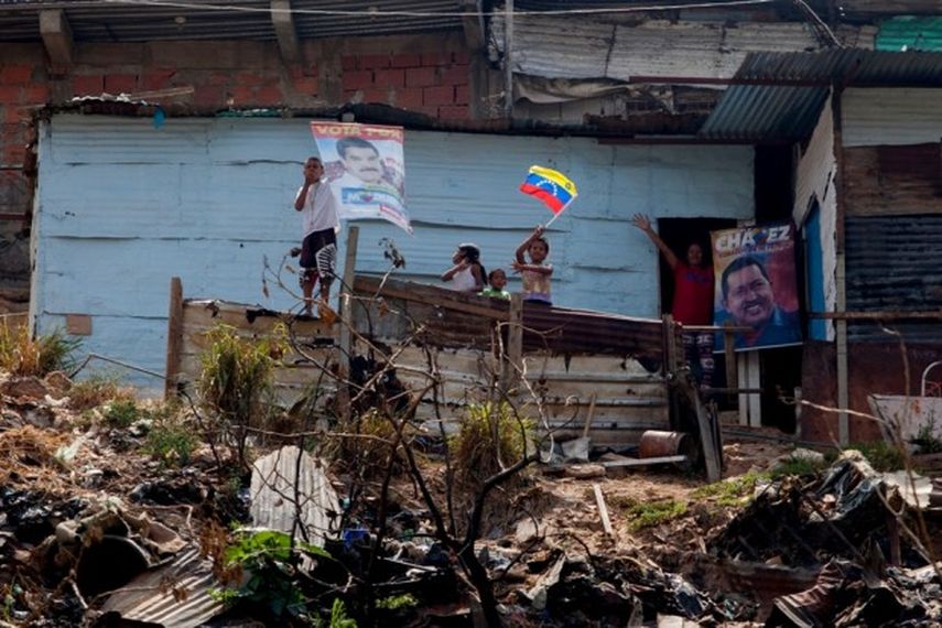 La pobreza avanza en Venezuela, pese a las promesas de Nicolás Maduro. (ARCHIVO)