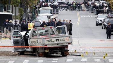 El lugar en el que un vehículo atropelló y mató a 8 personas e hirió a 11 en Nueva&nbsp;York.