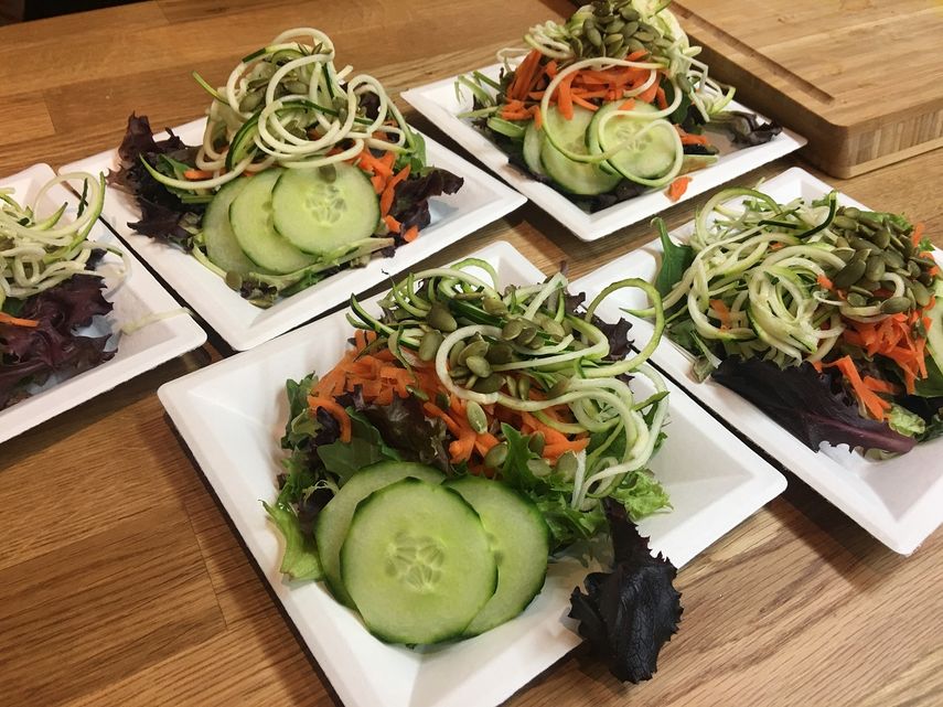 Ensalada de calabacín elaborada por Sara EL Ashuh de @viveverdeplace.&nbsp;