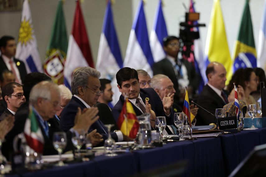 El presidente de Costa Rica, Carlos Alvarado, durante su intervención en la plenaria de la XXVI Cumbre Iberoamericana&nbsp;en Antigua, Guatemala.