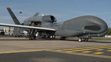 Soldados ucranianos entrenan en EEUU para usar drones armados (Foto referencial)