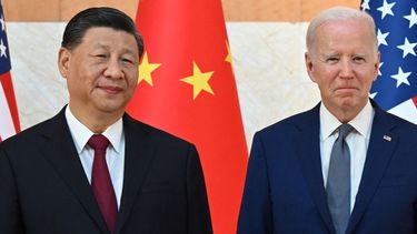 El presidente de China junto a su homólogo estadounidense Joe Biden.