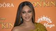 Beyonc&eacute; arriba al estreno de The Lion King en Londres.