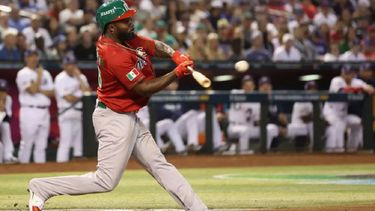 El mejor pelotero cubano en el Clásico no juega por Cuba