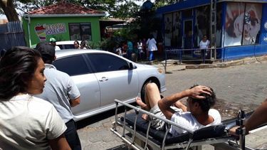 La Policía acusó del ataque a los organizadores de la marcha cívica.