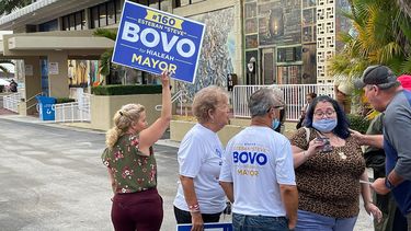 Aspecto de las elecciones en Hialeah.