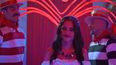 La competencia por enamorar a Becky es as&iacute;, el mejor cuadro para esta canci&oacute;n escrita por Carlos junto a Andr&eacute;s Torres y Mauricio Rengifo