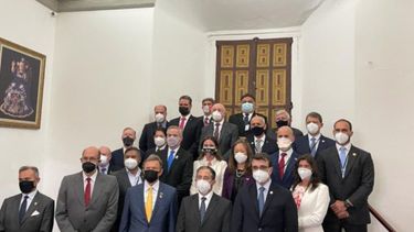 El comisionado presidencial para Relaciones Exteriores de Venezuela, Julio Borges, asistió a una cumbre de cancilleres de la región, en Ecuador.