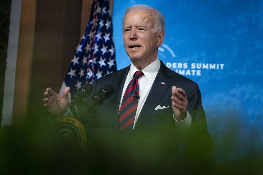 El presidente estadounidense Joe Biden habla en la apertura de la cumbre climática virtual, desde la Casa Blanca, el jueves, 22 de abril del 2021.&nbsp;