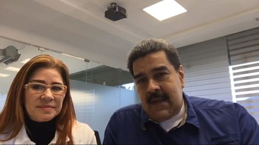 Maduro y la primera Dama Cilia Flores intentaron interactuar con los usuarios, pero recibieron una andanada de críticas e insultos.
