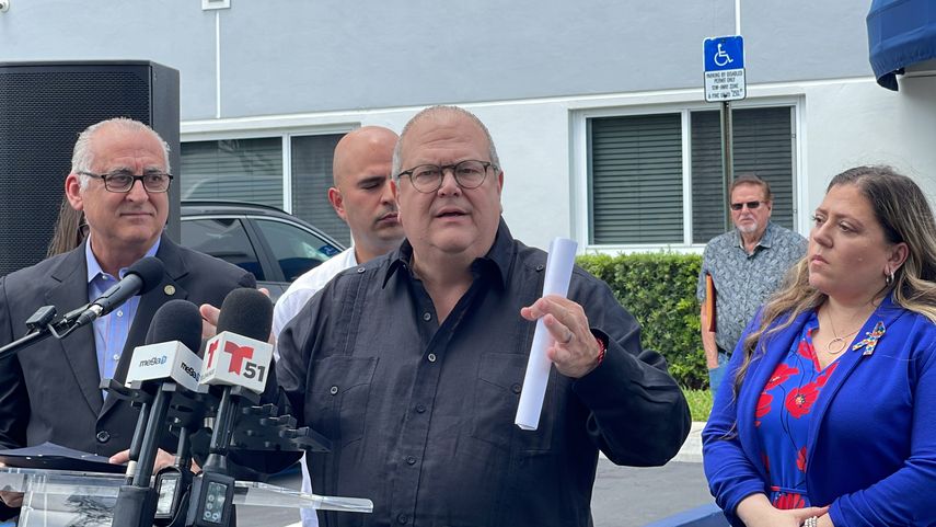 Julio Ponce, director de la Autoridad de Vivienda de Hialeah (HHA). 