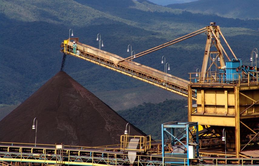 La empresa siderúrgica boliviana Mutún logró en los últimos tres años y medio producir 430.000 toneladas de hierro fino que requieren ser vendidas a empresas extranjeras.