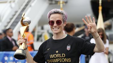 Megan Rapinoe aceptó la invitación&nbsp;para que la selección de fútbol de Estados Unidos visite el Congreso&nbsp;como parte de sus festejos por haberse coronado en el Mundial.