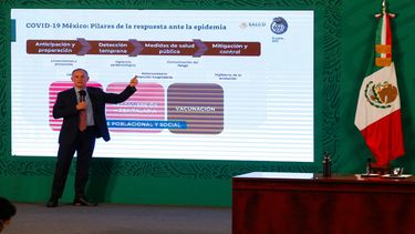 El subsecretario de Salud de México, Hugo López-Gatell, habla el viernes 11 de junio de 2021 durante su última conferencia de prensa diaria sobre el COVID-19.