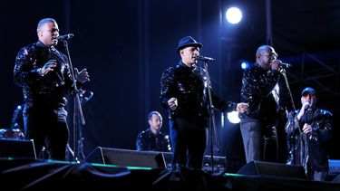 Los miembros de la agrupación Gurpo Niche actúan en el Festival&nbsp;Estéreo&nbsp;Picnic&nbsp;en el municipio de Briceño, Cundinamarca, Colombia.