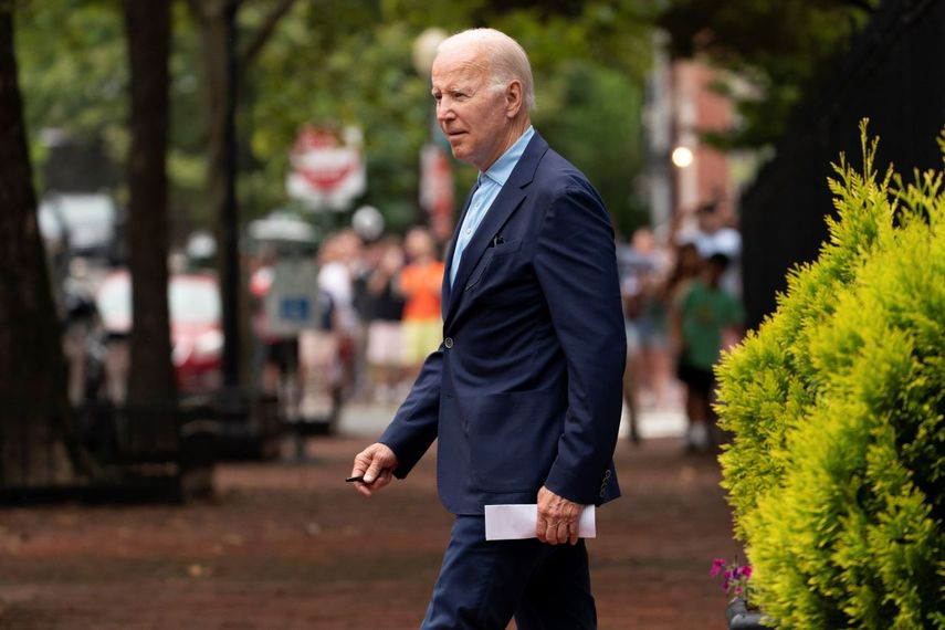El presidente Joe Biden frente a la iglesia Holy Trinity Catholic Church en Georgetown en Washington, el 17 de julio del 2022.&nbsp;