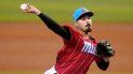 El abridor de los Marlins de Miami, Pablo López, lanza durante la tercera entrada de un juego de béisbol contra los Bravos de Atlanta, el domingo 11 de julio de 2021, en Miami El abridor de los Marlins de Miami, Pablo López, lanza durante la tercera entrada de un juego de béisbol contra los Bravos de Atlanta, el domingo 11 de julio de 2021, en Miami