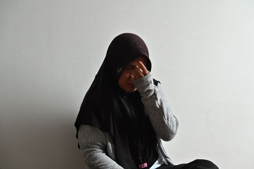 La tortura a una sirvienta en Indonesia revela el fracaso de ese gobierno para proteger a los trabajadores domésticos. La obligaron a comer heces de animales. Foto de Dessy Sagita AFP