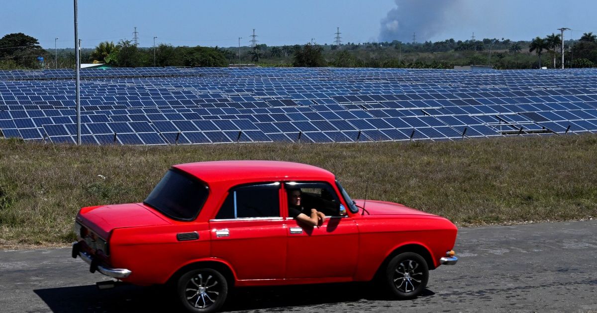 Cuba apuesta a la energía solar para intentar salir de la crisis energética