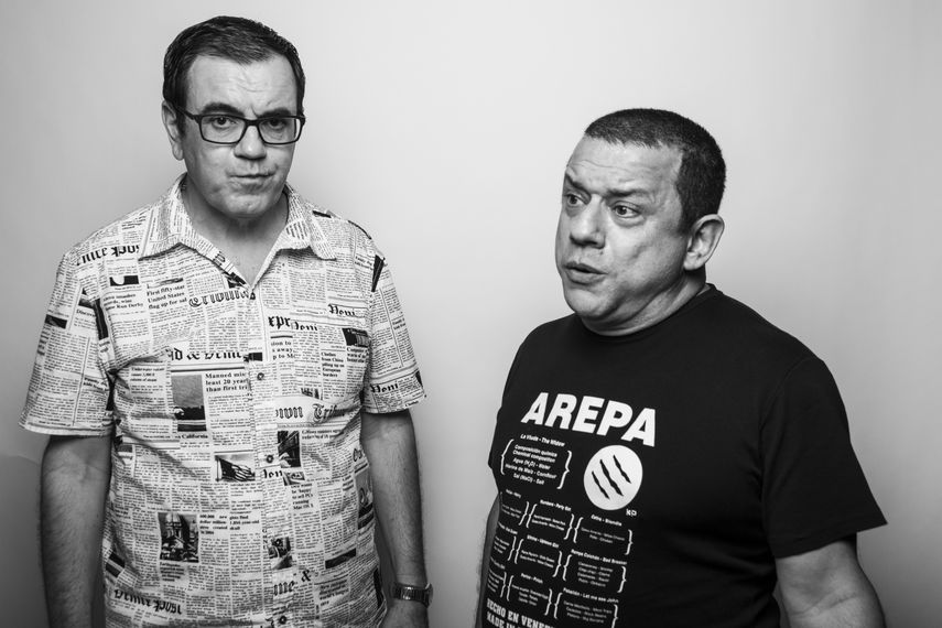 Los humoristas venezolanos Laureano Márquez y Emilo Lovera.&nbsp;