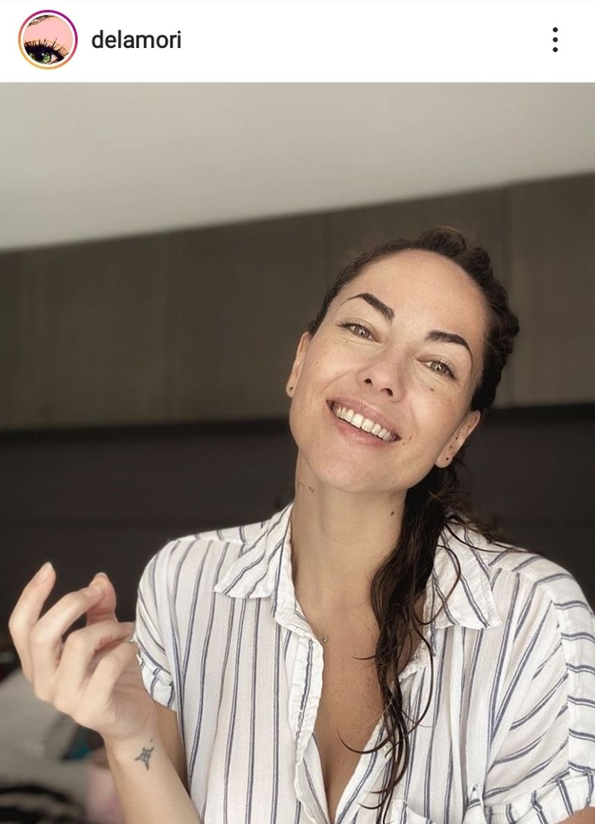La actriz uruguaya Bárbara Mori fue diagnosticada con cáncer de mama a los 29 años de edad. Gracias a un diagnóstico temprano, la protagonista de la telenovela Rubí pudo salir airosa de la difícil prueba. Esto del cáncer fue como: Ah, ¿te estás quejando?, pues ahora sí quéjate... Fue como una señal que me mandó el Universo, Dios, la vida, qué se yo, narró Bárbara Mori, según Mamás Latinas. &nbsp;