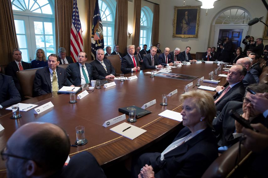 El presidente de Estados Unidos, Donald J.&nbsp;Trump, durante una reunión con miembros de su gabinete este miércoles en la Casa Blanca, Washington.