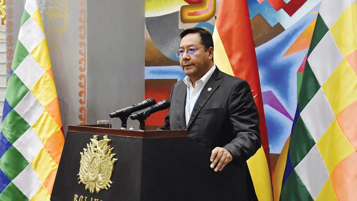 Luis Arce asumió la presidencia de Bolivia con señales de autoritarismo