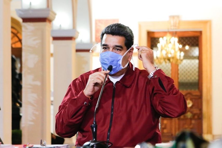 El&nbsp;dictador de Venezuela, Nicol&aacute;s Maduro, con una mascarilla POLITICA SUDAM&Eacute;RICA VE &nbsp; &nbsp;
