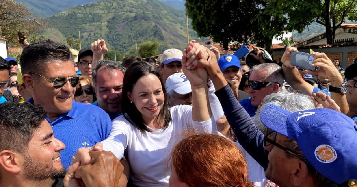 Hordas Chavistas Vuelven A Embestir A María Corina Machado