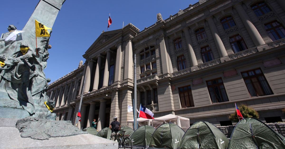 Chile investiga emisión de canal ruso en señal abierta de TV