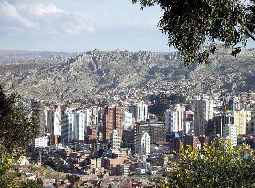 Vista parcial de la capital boliviana. (JESÚS HERNÁNDEZ)