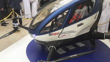 el primer taxi drone del mundo volara en julio en dubai