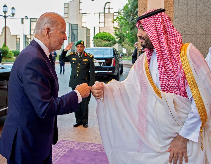 El controversial saludo del presidente Joe Biden al príncipe heredero saudita, Mohamed bin Salman. &nbsp;