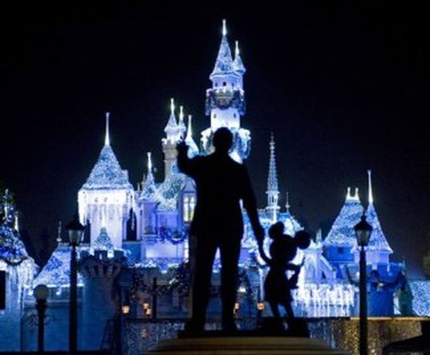 Han surgido varias decenas de casos de sarampión en California, otros tres estados y México vinculados a visitas en diciembre a los parques temáticos de Disney en el condado Orange. (AP)