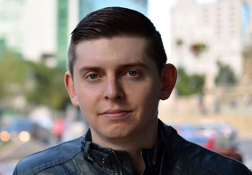 Fotografía del perfil en Facebook del periodista estadounidense Cody Weddle, del canal de televisión Local 10 de Miami, Florida.