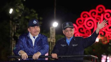 El dictador sandinista Daniel Ortega y su consuegro y jefe de la policía, Francisco Díaz.