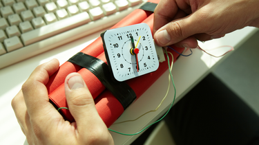 Exalumno se hace estallar en escuela ortodoxa en Rusia y causa diez heridos (Foto referencial)