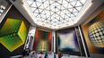 Los alumnos visitan la Fundación Vasarely dedicada a la obra del artista húngaro-francés Victor Vasarely el 8 de febrero de 2019 en Aix-en-Provence, sur de Francia.