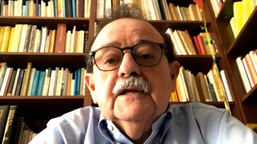 Jos&eacute; Esparza, m&eacute;dico venezolano especialista en vacunas y virus.