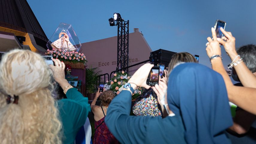 Celebración del Día de la Virgen de la Caridad en Miami