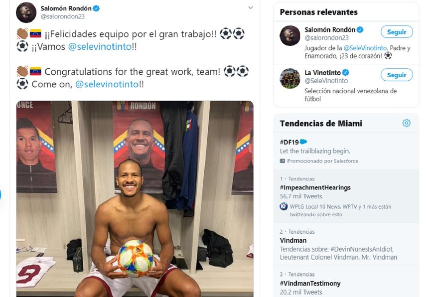 Salom&oacute;n Rond&oacute;n celebra el final del juego contra Jap&oacute;n.&nbsp;