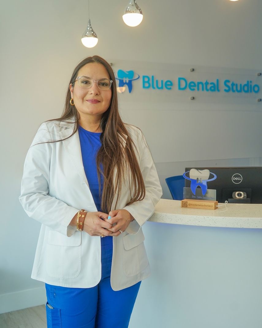 La odontóloga venezolana Delia García, propietaria de Blue Dental Studio en Miami.&nbsp;