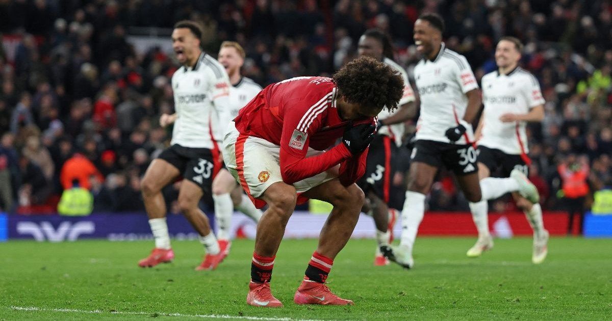 Manchester United eliminado de la última competencia en la que fue campeón