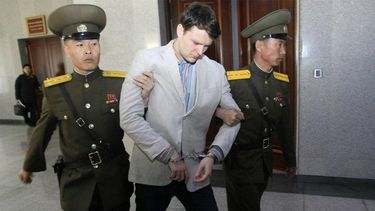 Foto de archivo de Otto Warmbier (c), estudiante estadounidense de 22 años, fue condenado a 15 años de trabajo forzado en Corea del Norte por supuestamente intentar robar un cartel de propaganda política.