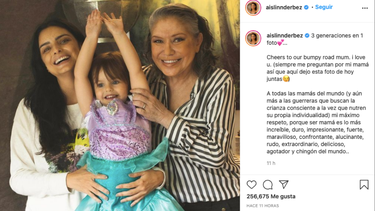 Aislinn Derbez y su mensaje en el Día de las Madres.