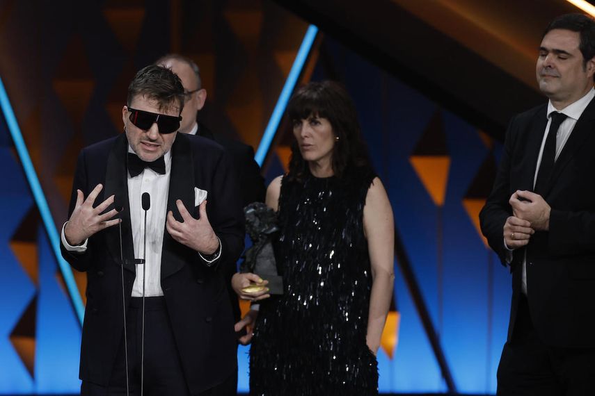 &nbsp;El director Albert Serra gana el Goya a mejor película documental por Tardes de soledad.