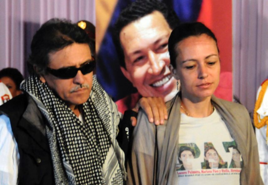 Jesús Santrich, rindió homenaje al expresidente de Venezuela, Hugo Chávez.&nbsp;