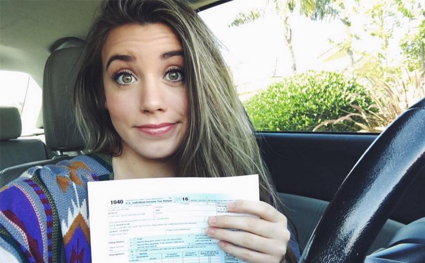 La joven Belén Sisa, de 23 años, detalló que como estudiante de la Universidad Estatal de Arizona no es elegible para recibir asistencia estatal o federal, sin embargo cada año el Gobierno acepta el pago de sus impuestos.